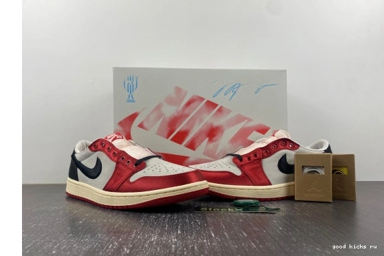 Trophy Low Jordan 1 OG Away Retro Room FN0432-100 0212